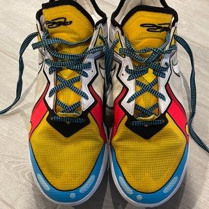 Nike LeBron 18 Stewie Griffin basketball shoes